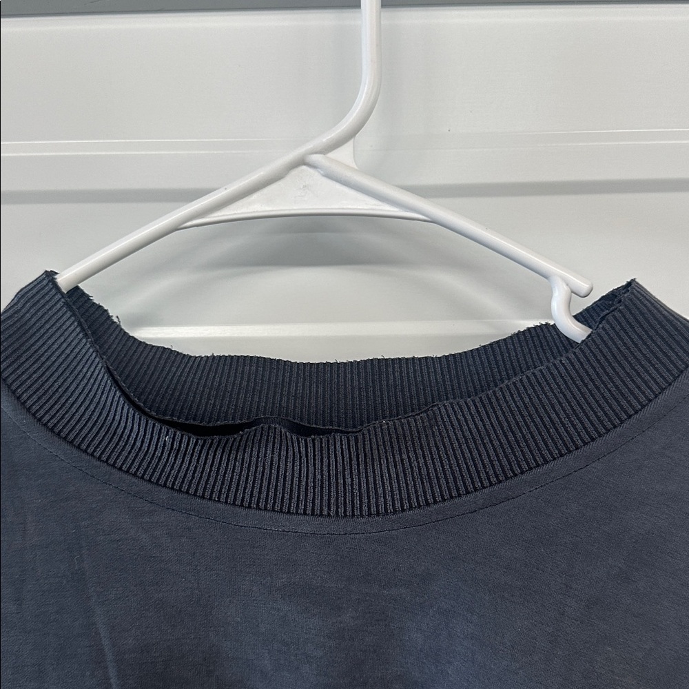 Lululemon Softstreme Shirt - 8 - Black - Picture 2 of 6